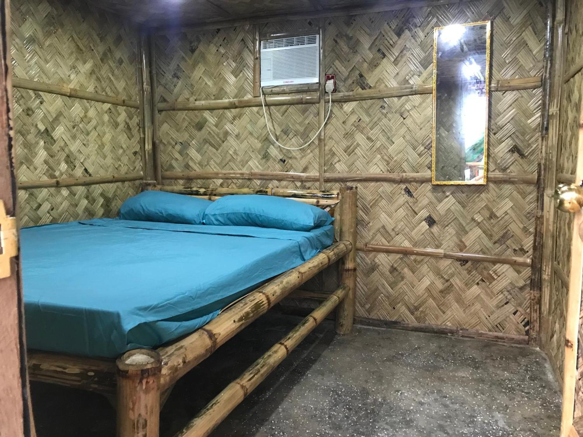 Bayview Coron Kawa Resort Екстериор снимка
